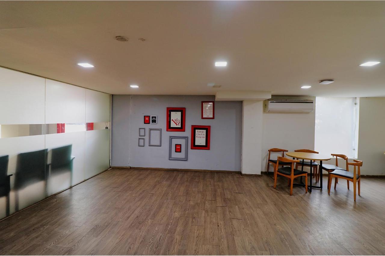 Fabhotel The Chaitanyas Rohini Sec 18 دلهي المظهر الخارجي الصورة