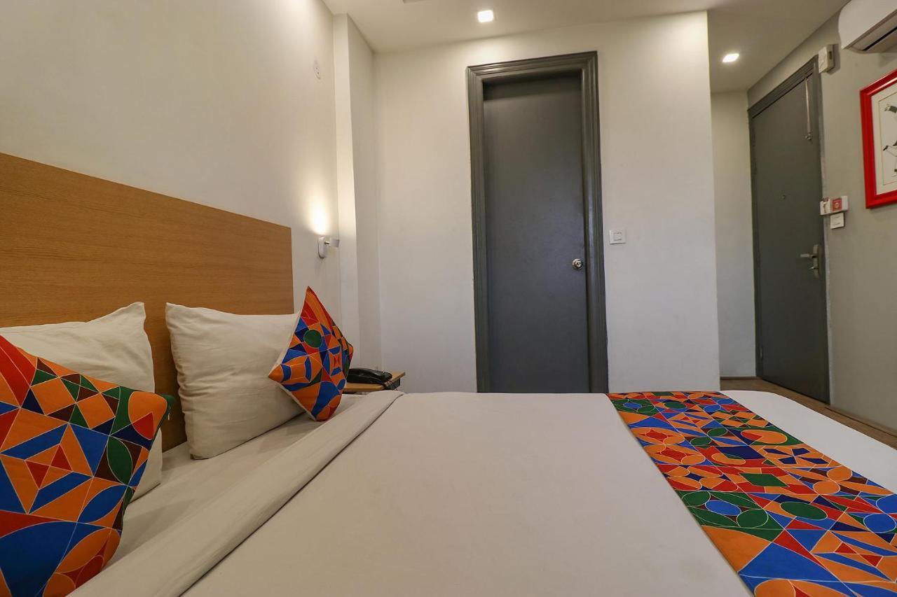 Fabhotel The Chaitanyas Rohini Sec 18 دلهي المظهر الخارجي الصورة