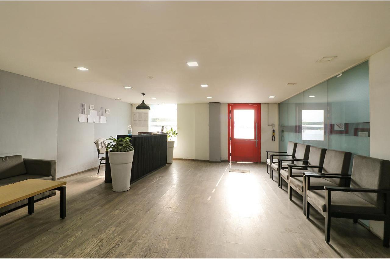 Fabhotel The Chaitanyas Rohini Sec 18 دلهي المظهر الخارجي الصورة